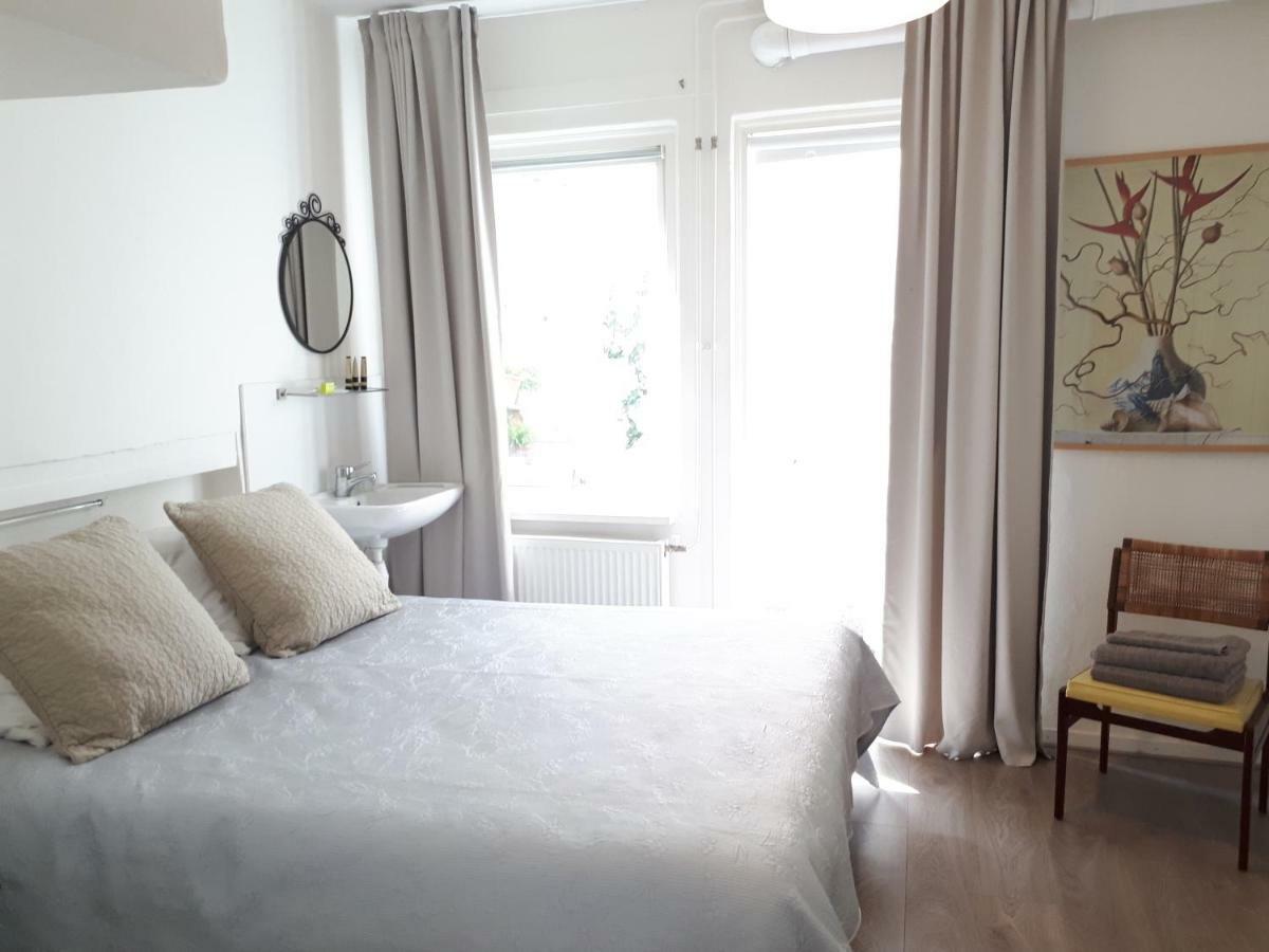 Tiny Monumental House In Down Town Leiden Appartement Buitenkant foto